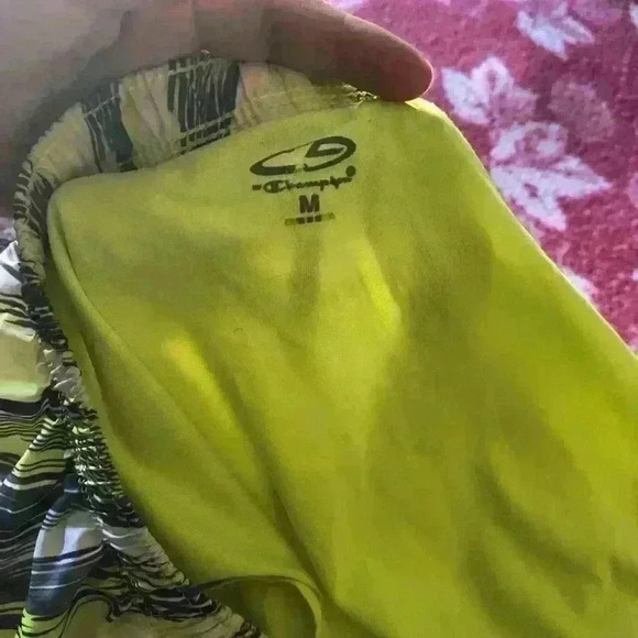 CHAMPION LIME YELLOW GRAY RUNNING SHORTS WITH LINING AND KEY POCKET MEDIUM - Picture 5 of 5